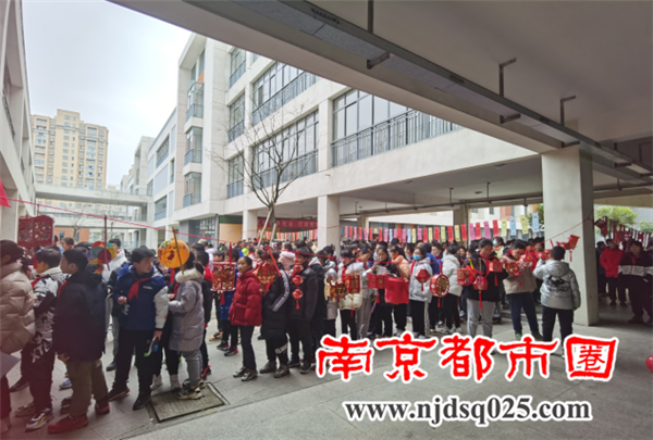 20220214听讲座猜灯谜 喜气洋洋闹元宵677.png