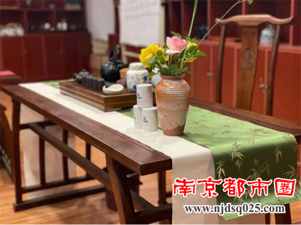 20220529句容市图书馆举办公益茶文化培训课355.png