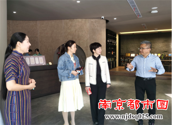 20230415江苏句容：茶香伴书香 打造“图书馆+”特色阅读空间561.png