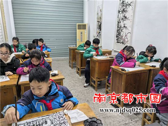 698c25a6336ff.jpg 1.jpg