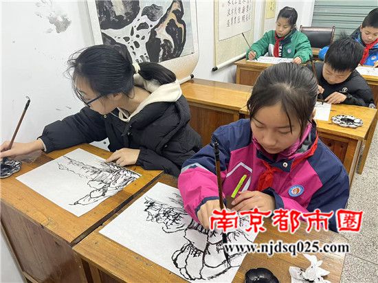 698c25bb6b450.jpg 4.jpg